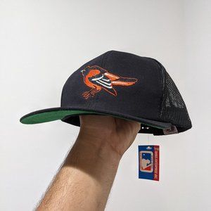 Baltimore Orioles 90's era Snapback Trucker Hat